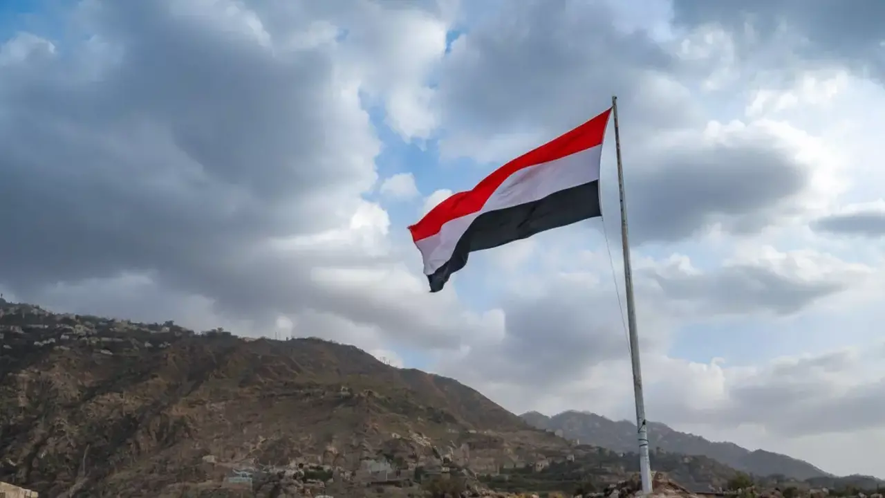 خطة سعودية جديدة.. وزير يمني سابق يكشف تفاصيل منع التلاعب في المرحلة المقبلة